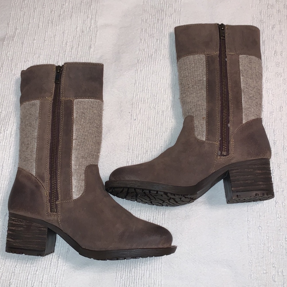 New Born leather boots with Aztec design - Picture 2 of 7